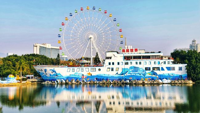 摩天轮焕新启航 浪漫升级震撼登场